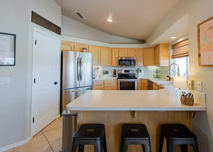 Holiday home Centrally Located Havasu W/ Huge Patio! Lake Havasu City