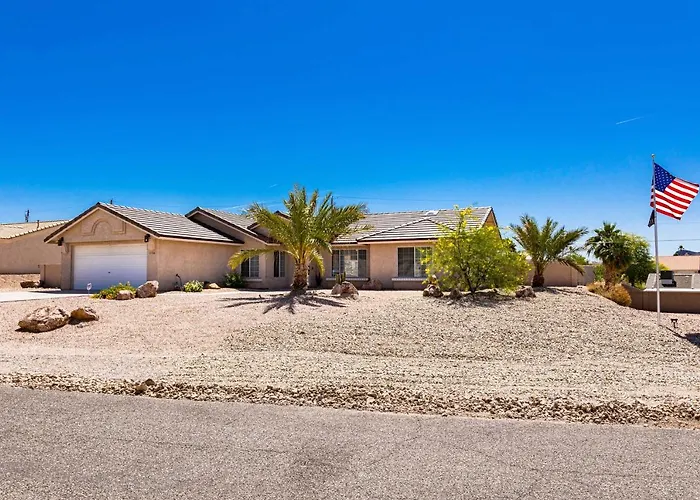 Holiday home Centrally Located Havasu W/ Huge Patio! Lake Havasu City
